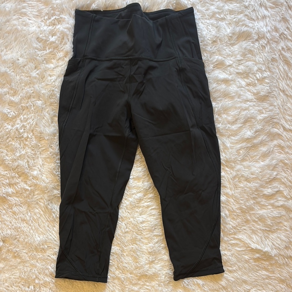 Lululemon cropped leggings -dark grey